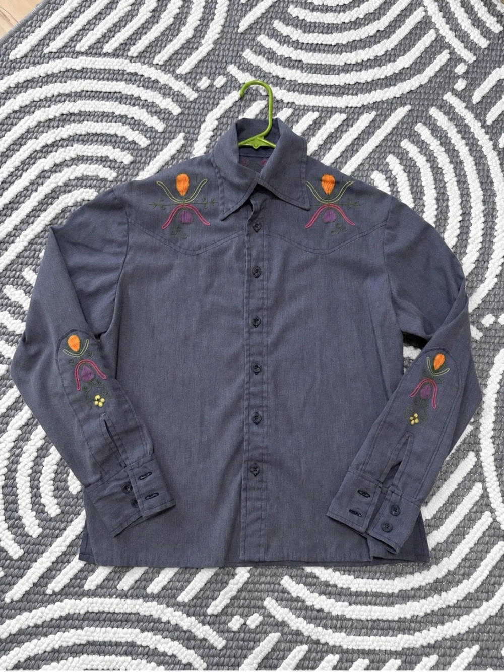 Vintage Handmade Embroidered Western Shirt Chambray Feel Medium